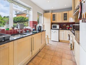 KITCHEN- click for photo gallery